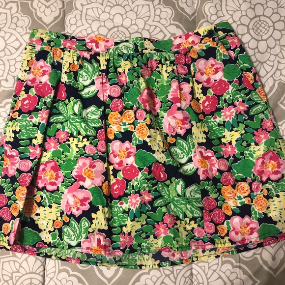 Lilly Pulitzer L blue floral skirt - Picture 1 of 2